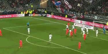 门将关键扑救锁定胜局