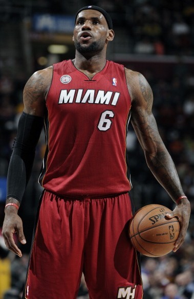 尼斯多点开火赢得称赞（尼斯多点开花收获好评）