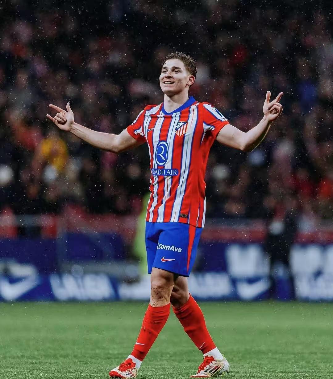 意媒：国米关注球队外租中场阿金桑米罗，比萨有600万买断权（意媒称国米关注外租中场阿金桑米罗，比萨握有600万欧买断权）