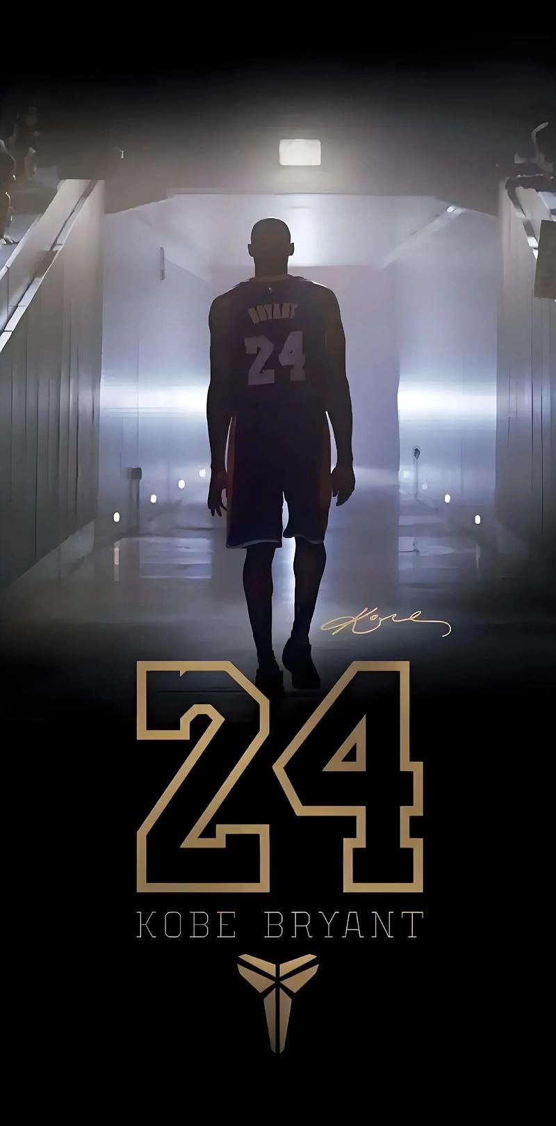 阿莫林明确奥纳纳在曼联已经没有未来。（阿莫林称奥纳纳在曼联已无位置）