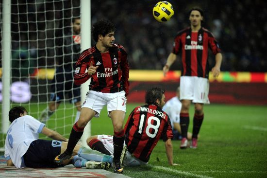 英超球员专访：凯恩谈赛季目标,（对话凯恩：畅谈英超本赛季目标）