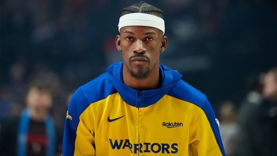 泰州队门将戴曜城谈苏超夺冠：我们值得冠军，泰州人民过年了（泰州队门将戴曜城评苏超封王：冠军实至名归，泰州举城同庆）