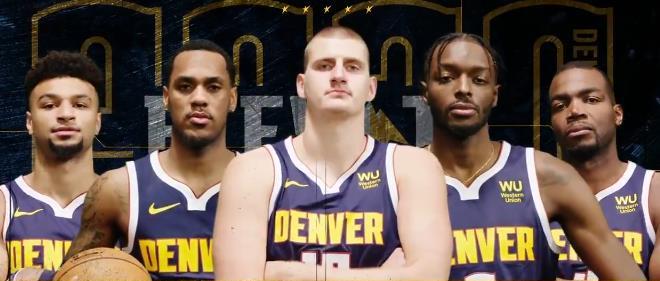 久常凉在比赛中手滑，球杆脱手刚好砸在了自己的小球上（久常凉比赛中手滑，脱手球杆意外砸中自己的球）